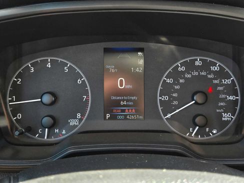 Used 2024 Toyota Corolla LE FWD image 24
