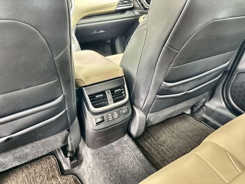 Certified 2023 Subaru Outback Limited AWD/4WD image 14