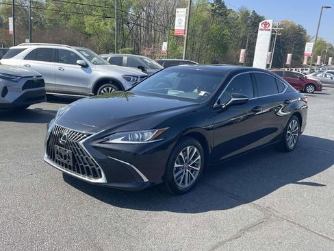 Used 2023 Lexus ES 350 w/ Accessory Package (Z2) FWD image 3