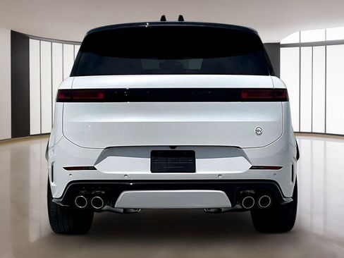 New 2026 Land Rover Range Rover Sport SV image 4