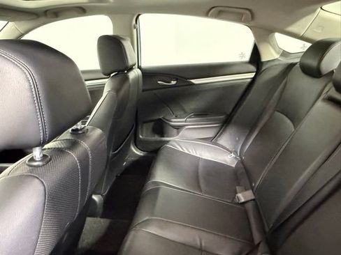 Used 2016 Honda Civic Touring image 35