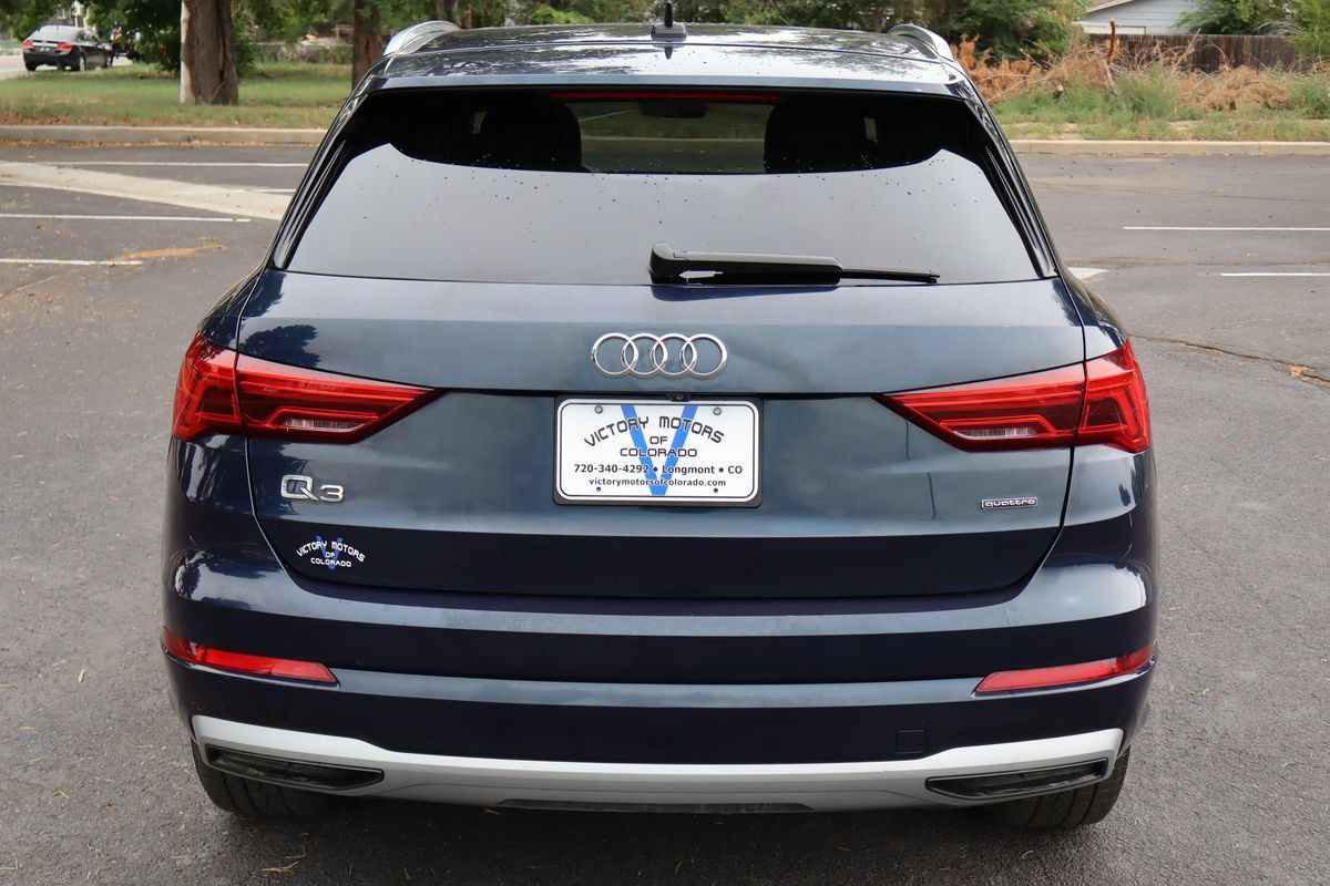 Used 2019 Audi Q3 2.0T Premium AWD/4WD image 6