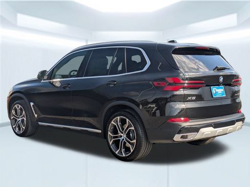 New 2026 BMW X5 sDrive40i RWD image 3