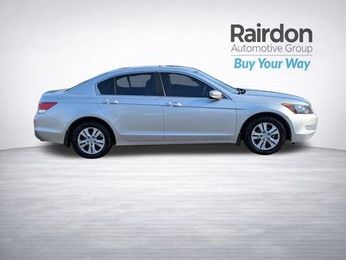 Used 2009 Honda Accord LX-P image 10