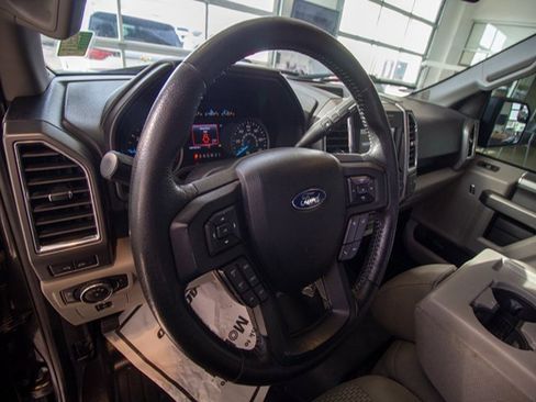 Used 2015 Ford F150 XLT w/ Equipment Group 302A Luxury image 19