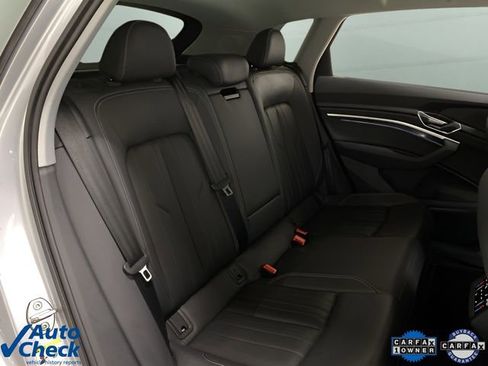 Used 2023 Audi e-tron Premium Plus w/ Premium Plus Package AWD/4WD image 78