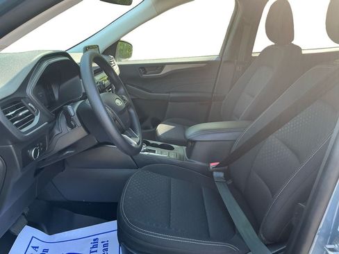 Used 2025 Ford Escape Active FWD image 9