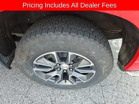 Used 2024 Chevrolet Silverado 1500 LT w/ Safety Package AWD/4WD image 9