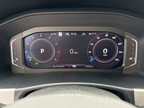 Used 2023 Volkswagen Atlas Cross Sport SEL R-Line image 15