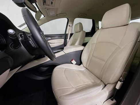Used 2023 Buick Enclave Essence w/ Sport Touring Edition image 12