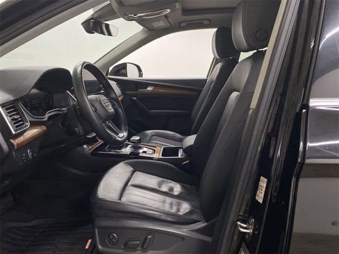 Used 2021 Audi Q5 Premium Plus image 13