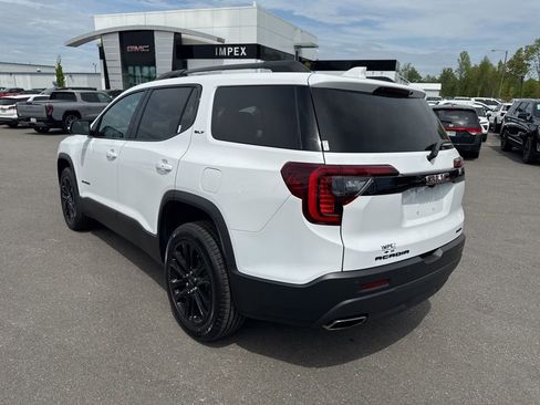 Used 2023 GMC Acadia SLT w/ Elevation Edition AWD/4WD image 3