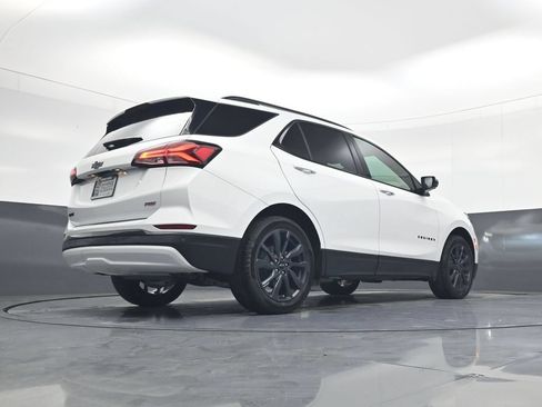 Used 2024 Chevrolet Equinox RS w/ RS Leather Package FWD image 26