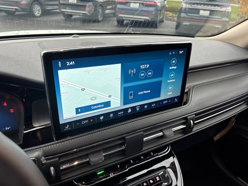 New 2026 Lincoln Corsair Premiere image 19