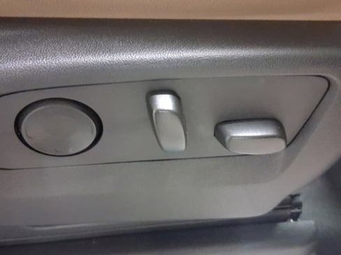 Used 2024 Chevrolet Tahoe Premier image 19