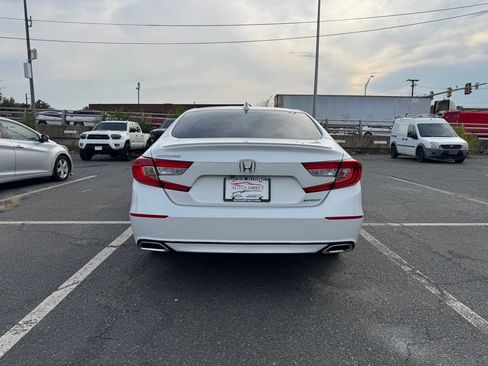 Used 2019 Honda Accord Sport image 6