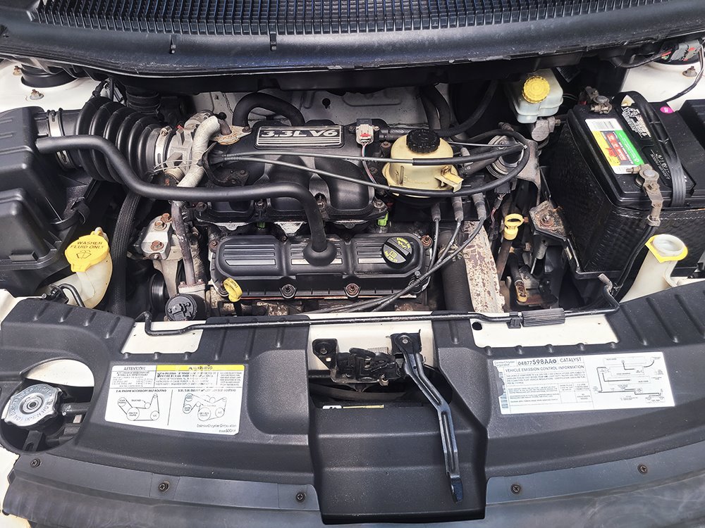Used 2007 Chrysler Town & Country w/ Popular Equipment Group I FWD image 35
