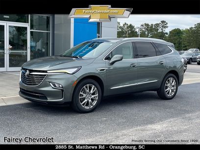 Used 2023 Buick Enclave Essence w/ Experience Buick Package