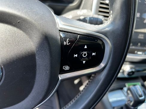 Used 2018 Volvo XC90 T5 Momentum w/ Convenience Package AWD/4WD image 35