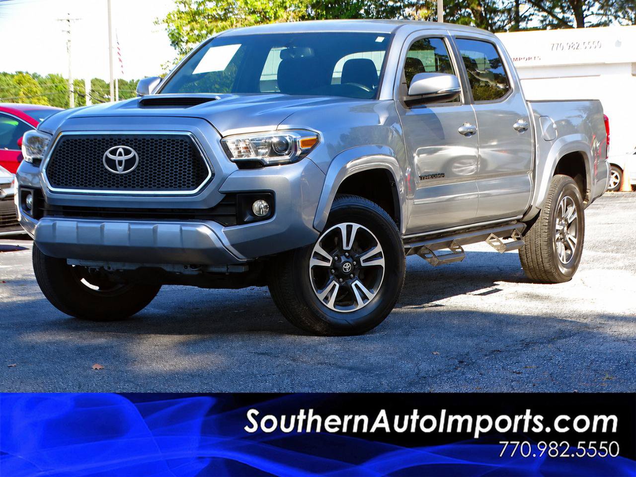 Used 2017 Toyota Tacoma TRD Sport w/ Tow Package (A/T) AWD/4WD image 1