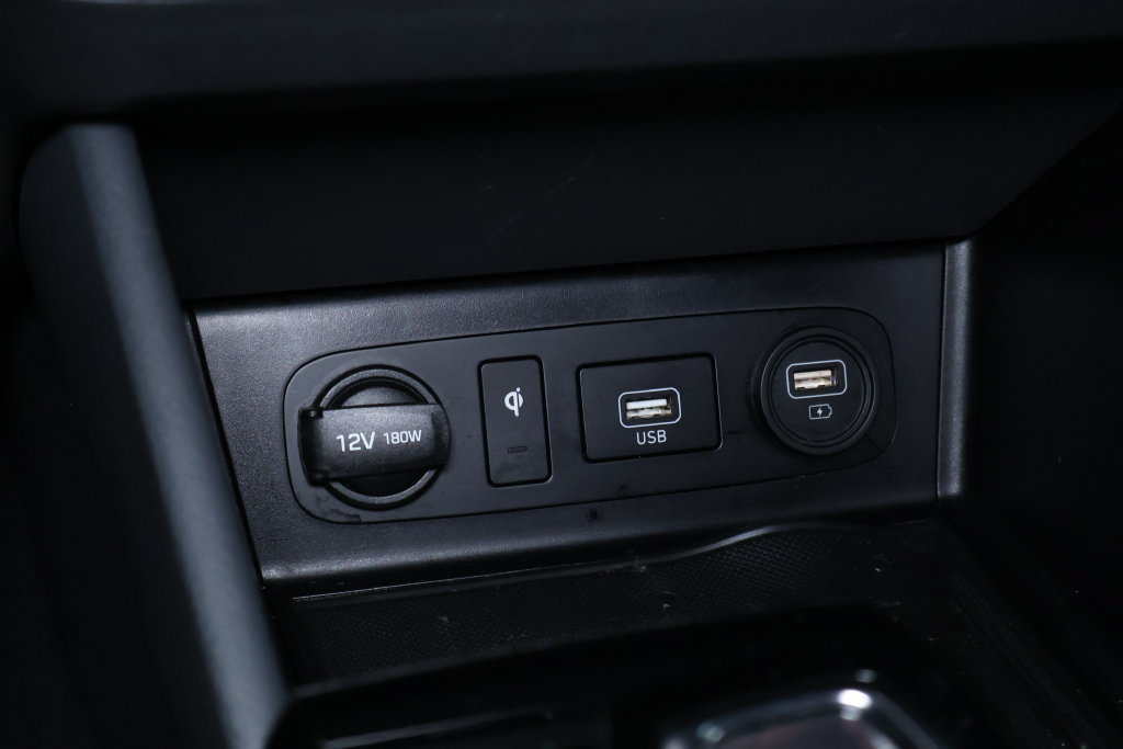 Used 2020 Hyundai Sonata Limited FWD image 35