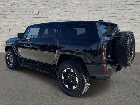 Used 2025 GMC Hummer EV 2X w/ Extreme Off-Road Package image 3