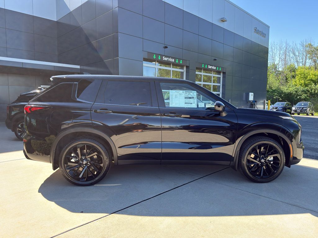 New 2026 Nissan Rogue SL AWD/4WD image 4