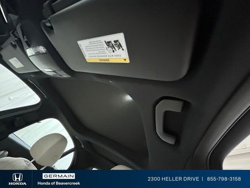 Used 2017 Mercedes-Benz E 300 4MATIC image 27