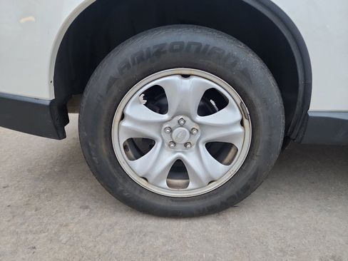 Used 2014 Subaru Forester 2.5i image 28