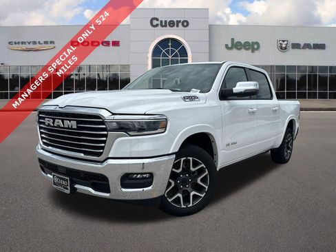 Used 2025 RAM 1500 Laramie AWD/4WD image 1