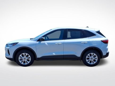Used 2025 Ford Escape Active AWD/4WD image 2