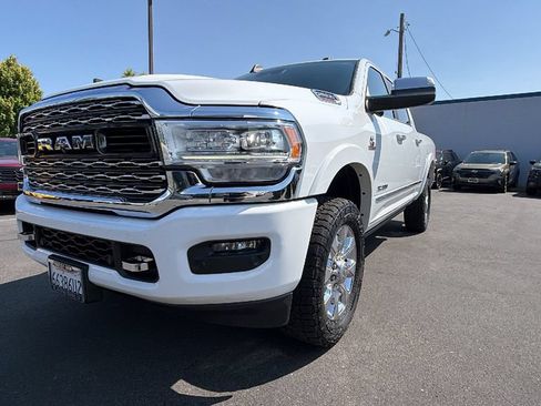 Used 2019 RAM 2500 Limited AWD/4WD image 9