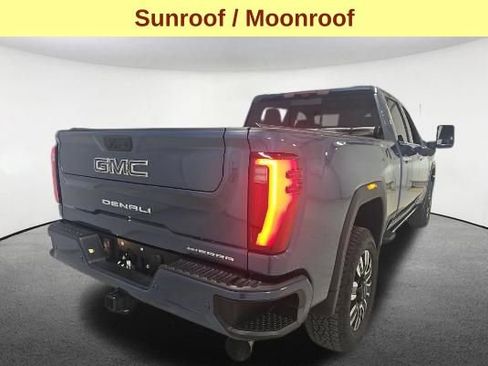 Used 2025 GMC Sierra 2500 Denali Ultimate AWD/4WD image 5