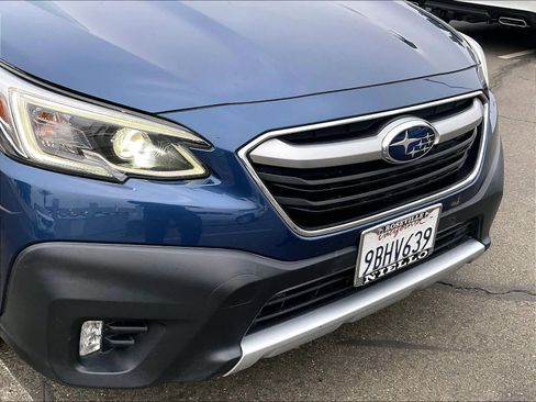 Used 2022 Subaru Outback Limited image 32