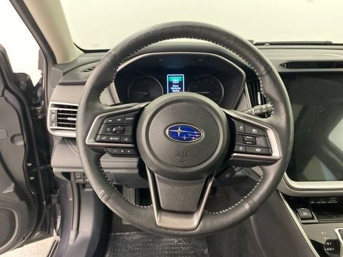 Used 2025 Subaru Outback Limited AWD/4WD image 15