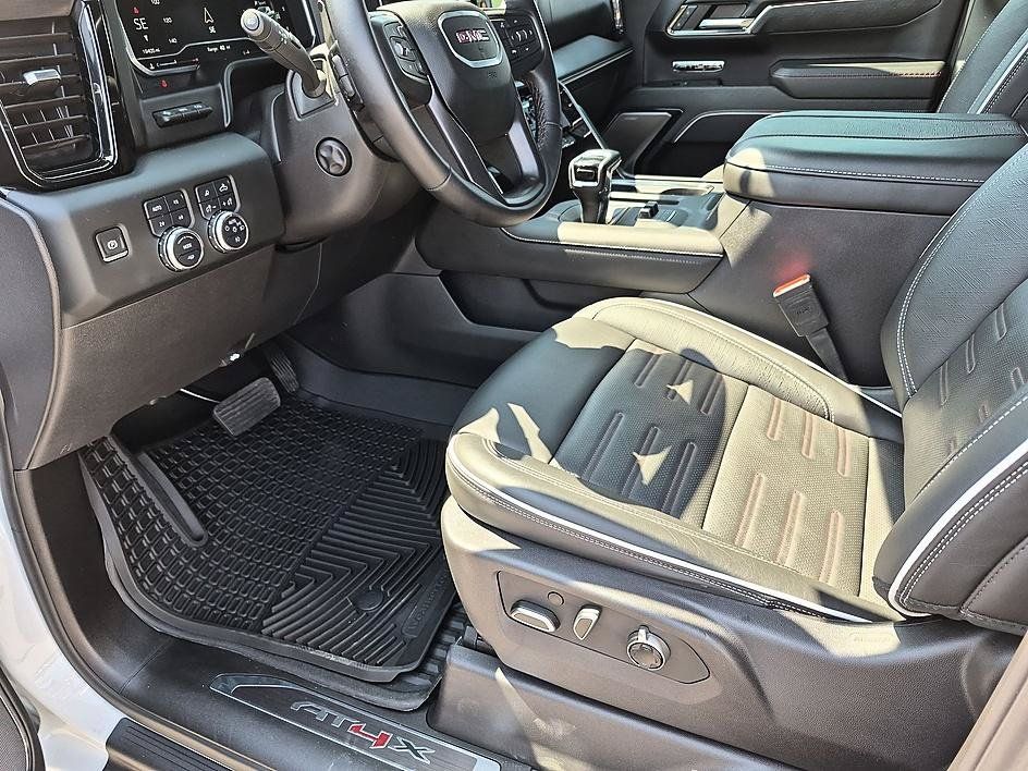 Used 2024 GMC Sierra 1500 AT4X w/ AT4X AEV Edition AWD/4WD image 15