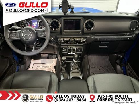 Used 2023 Jeep Wrangler Unlimited Sport AWD/4WD image 11