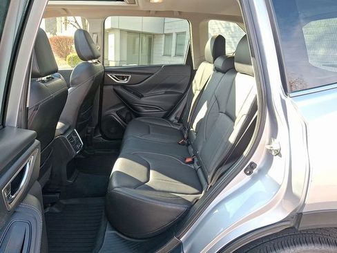 Used 2020 Subaru Forester Limited image 10