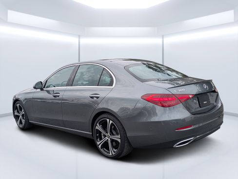 Used 2024 Mercedes-Benz C 300 Sedan image 8