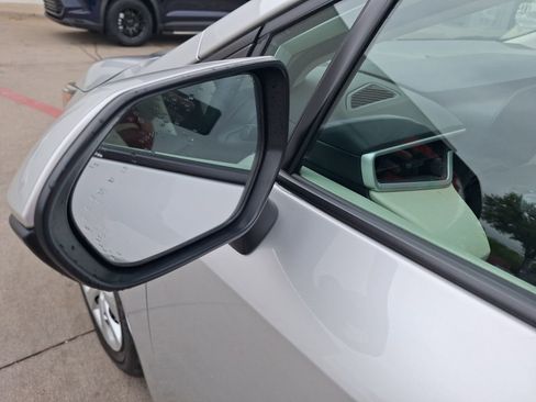 Used 2025 Toyota Corolla LE image 14