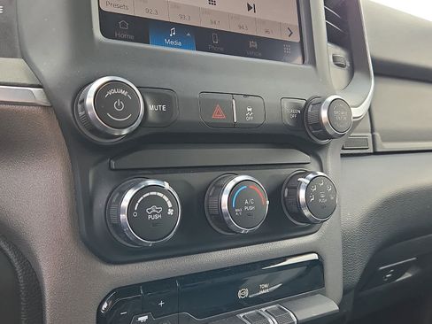 Used 2024 RAM 2500 Big Horn image 17