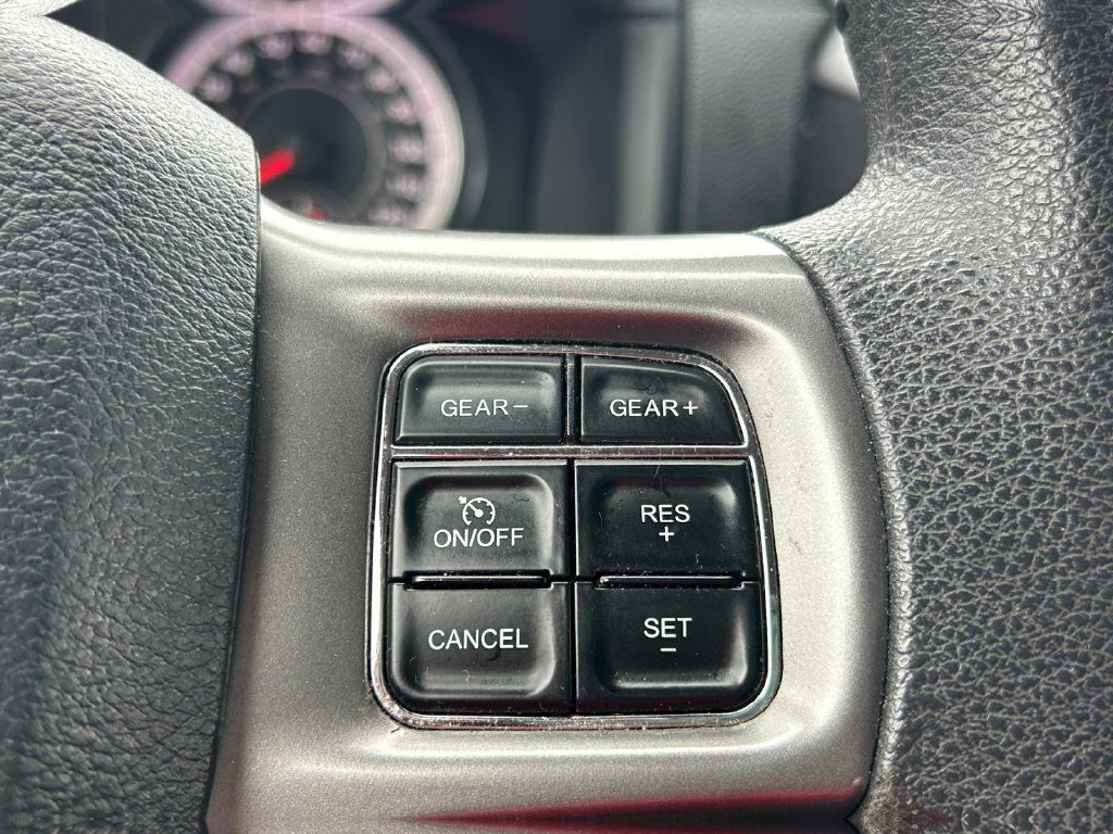 Used 2024 RAM 1500 Classic SLT AWD/4WD image 34