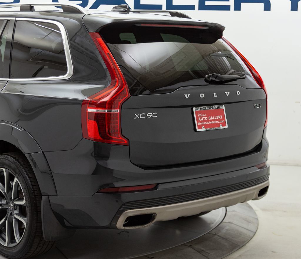 Used 2016 Volvo XC90 T6 Momentum w/ Momentum Plus Package AWD/4WD image 14