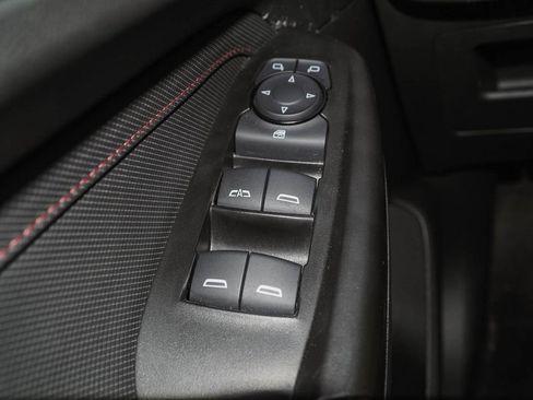 Used 2023 Chevrolet TrailBlazer RS w/ Convenience Package AWD/4WD image 18