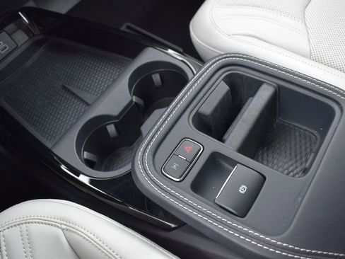 Certified 2025 Ford Mustang Mach-E Premium AWD/4WD image 13