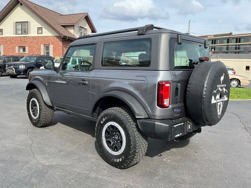 Used 2022 Ford Bronco 2-Door w/ Sasquatch Package image 4