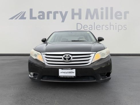 Used 2012 Toyota Avalon image 3