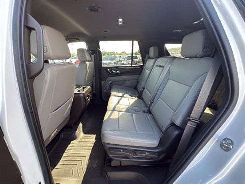 Used 2021 Chevrolet Tahoe Z71 AWD/4WD image 17