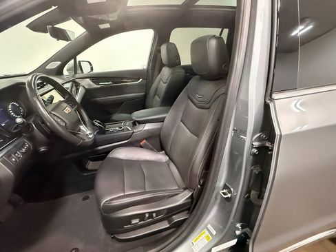 Used 2024 Cadillac XT6 Premium Luxury image 12