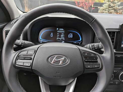 Certified 2024 Hyundai Venue SEL image 25